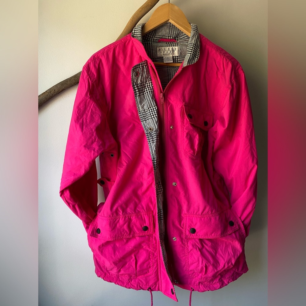 Vintage Evan Picone Sport Hot Pink Ladies Utility Jacket. Size Small Petite